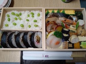 二蝶のお弁当先祖飯、これは特技!? 二蝶のお弁当先祖飯、これは特技!?