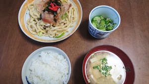 晩ごはんとなぞかけ 晩ごはんとなぞかけ