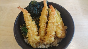 くら寿司の天丼とデザート くら寿司の天丼とデザート