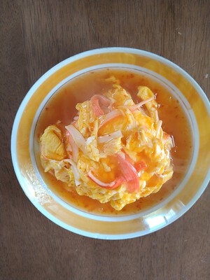 わかさ堂のいちご大福、気象予報士蓬莱さんの講演 わかさ堂のいちご大福、気象予報士蓬莱さんの講演