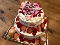 川東洋菓子店で誕生日ケーキ