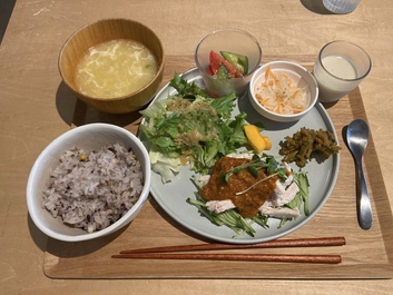 最後のお店も閉店してる 最後のお店も閉店してる