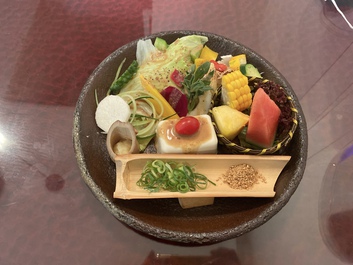 おいしいサラダはいかが 行きます おいしいサラダはいかが 行きます