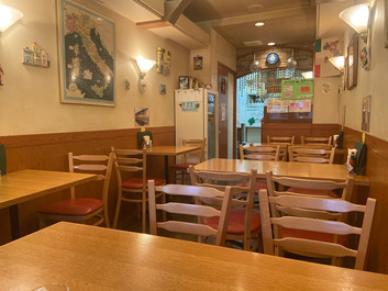 注意!3歩で通り過ぎる店 注意!3歩で通り過ぎる店