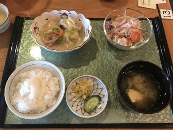 年始行列ランチ始め 年始行列ランチ始め