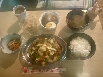 一見、なに屋さんかわからないランチ 一見、なに屋さんかわからないランチ