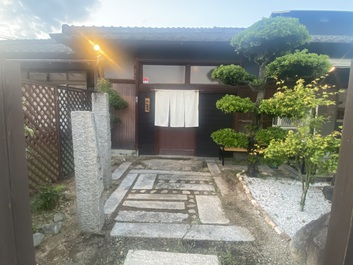 超人気の1年待つお店 超人気の1年待つお店