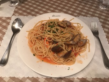 匂いに誘われる スパゲッティ 匂いに誘われる スパゲッティ