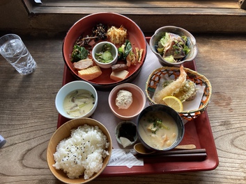 嬉しい感動コスパのランチ 嬉しい感動コスパのランチ
