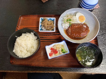 気になってたお店は昭和だった 気になってたお店は昭和だった