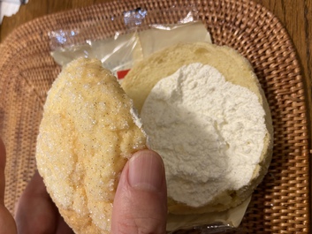 新発売メロンパン 新発売メロンパン