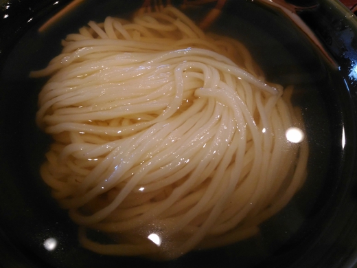 塩がま屋 骨付鳥定食(細麺) 宇多津 塩がま屋 骨付鳥定食(細麺) 宇多津