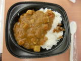 朝食は非常用のパンとカレー 朝食は非常用のパンとカレー