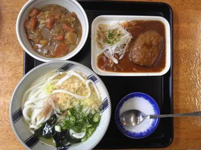 黒田屋・うどん・カレーライス・ハンバーグセット