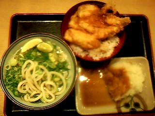 ご飯も素晴らしい「さぬき麺市場」