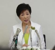 小池百合子さんのファッションがまぶしい 小池百合子さんのファッションがまぶしい