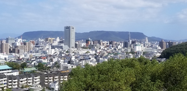 きのこうどんは12時半にはもう品切れ きのこうどんは12時半にはもう品切れ