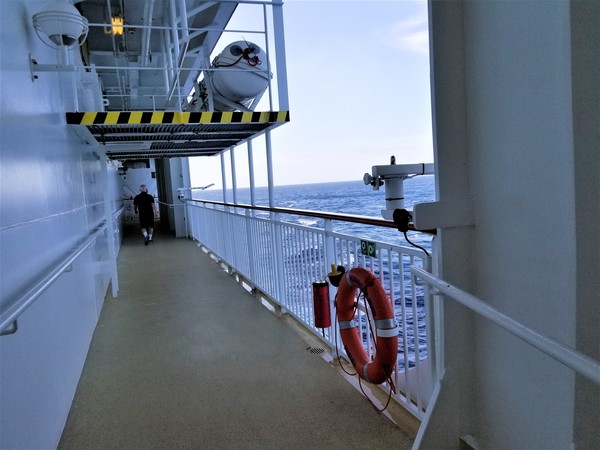 そろそろ旅日記「シドニー向かって、終日クルーズ」 そろそろ旅日記「シドニー向かって、終日クルーズ」