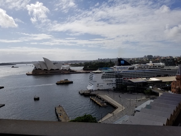 「息をのむような美しいシドニー港」