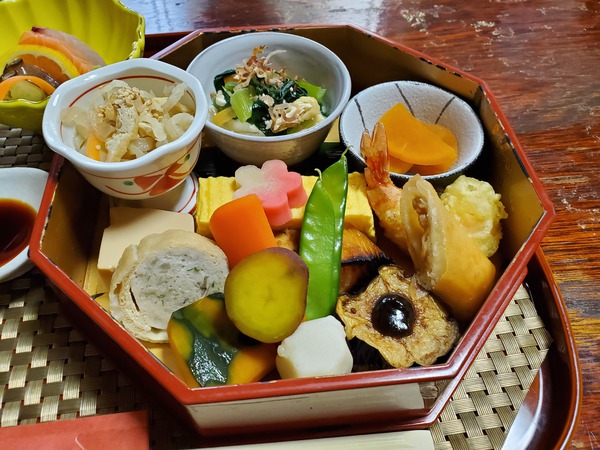 「おかげや」で木曜日限定お弁当ランチ! 「おかげや」で木曜日限定お弁当ランチ!
