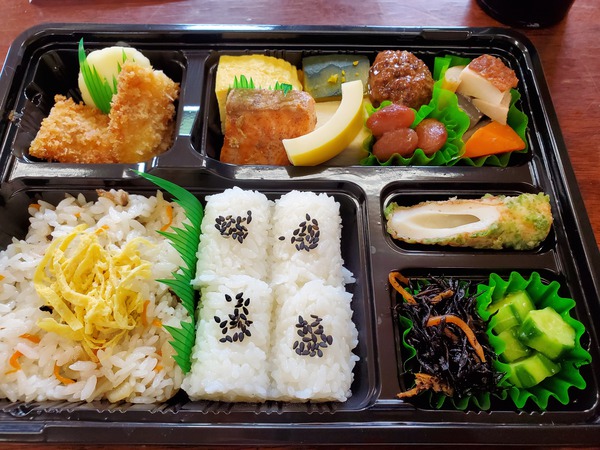 評判の「網代木」のお弁当 評判の「網代木」のお弁当