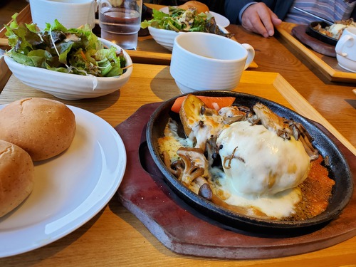 ランチより仏生山の森ガーデン ランチより仏生山の森ガーデン
