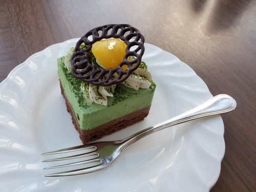 ランチ代よりお茶代の方が高かった。 ランチ代よりお茶代の方が高かった。