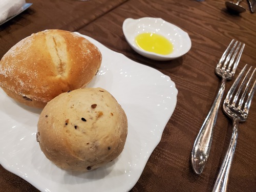 ロケーションに会場、料理と三拍子そろったクリスマスランチ ロケーションに会場、料理と三拍子そろったクリスマスランチ