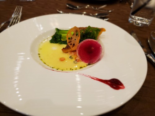 ロケーションに会場、料理と三拍子そろったクリスマスランチ ロケーションに会場、料理と三拍子そろったクリスマスランチ