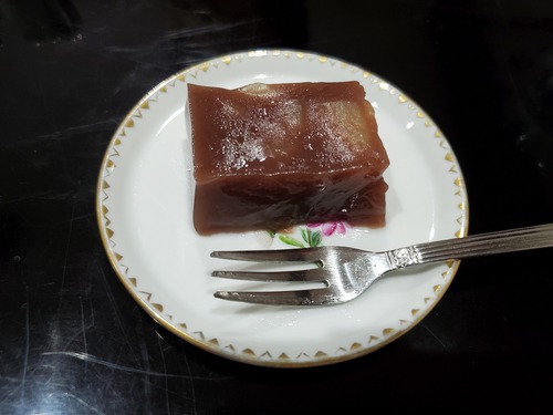 「Cafe Baron」では、必ず焼き魚の鮭をチョイス 「Cafe Baron」では、必ず焼き魚の鮭をチョイス