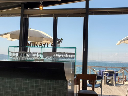 海を眺めながらの気晴らしランチ 海を眺めながらの気晴らしランチ