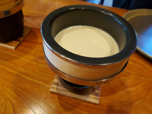 築二百年の古民家でランチ 築二百年の古民家でランチ