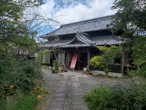 長屋門のある古民家でフレンチ 長屋門のある古民家でフレンチ