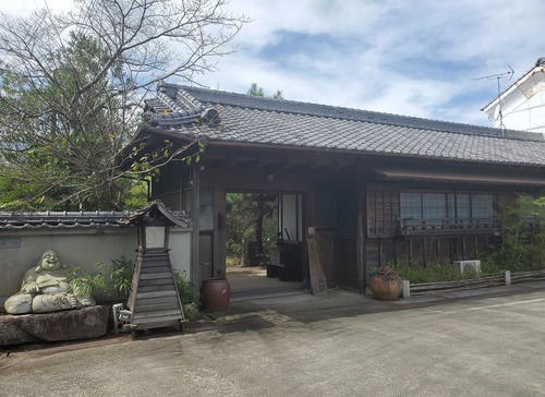 長屋門のある古民家でフレンチ 長屋門のある古民家でフレンチ