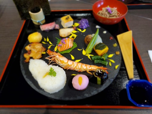 武家屋敷でのお食事 武家屋敷でのお食事