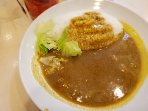 人気の洋食の店「おなじみ」でランチ 人気の洋食の店「おなじみ」でランチ