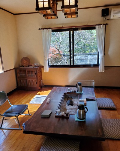 ぞくぞくと客が来るそば処「おいで家」 ぞくぞくと客が来るそば処「おいで家」