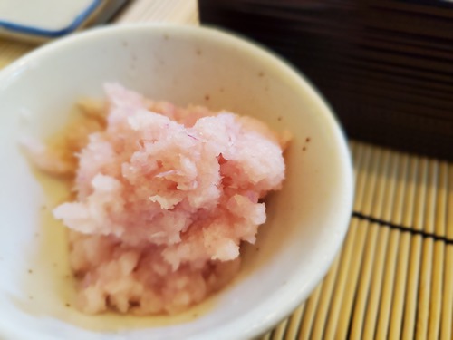 ぞくぞくと客が来るそば処「おいで家」 ぞくぞくと客が来るそば処「おいで家」