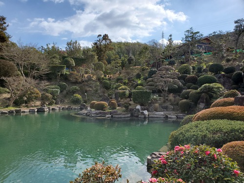 郷照寺で地球の厄除けを祈った。 郷照寺で地球の厄除けを祈った。