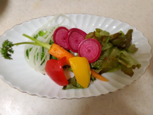 これだけで800円よ(ダンナさんの夕飯) これだけで800円よ(ダンナさんの夕飯)