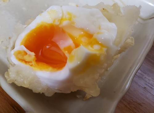 あつあつ半熟卵天が売りのセルフうどん店「竹清」 あつあつ半熟卵天が売りのセルフうどん店「竹清」