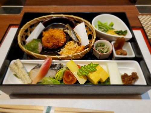 二度目のみくりや倶楽部は、春を感じるランチ 二度目のみくりや倶楽部は、春を感じるランチ