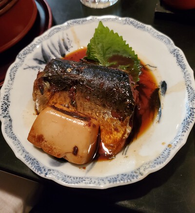 ランチは鯖の煮つけ、その後やるせない気持ち ランチは鯖の煮つけ、その後やるせない気持ち