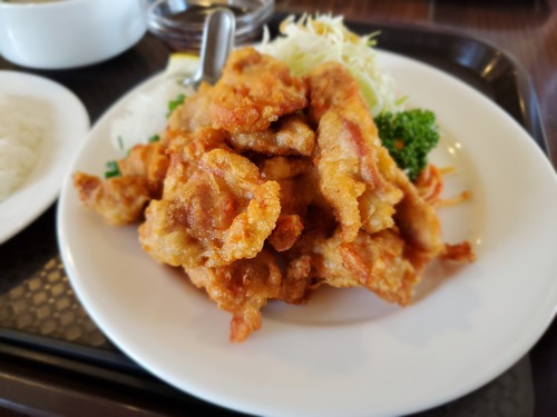 ランチの残りをお持ち帰りした。 ランチの残りをお持ち帰りした。