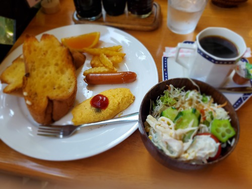 また、朝散歩でモーニングに行ってみた。 また、朝散歩でモーニングに行ってみた。