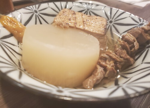 オープンほやほやのギョーザやへ行ってみた。 オープンほやほやのギョーザやへ行ってみた。