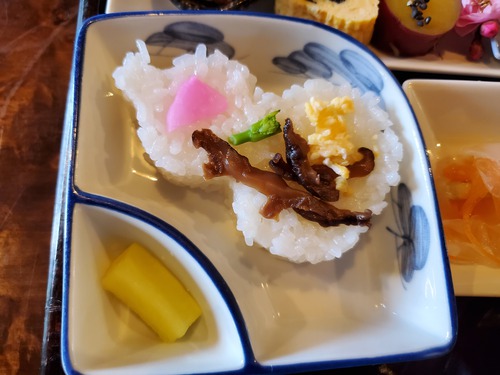 三木町の「輪楽」でゆったり、まったり 三木町の「輪楽」でゆったり、まったり