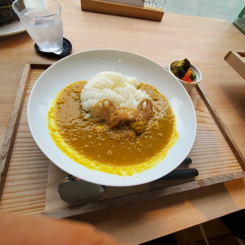 カフェの名前に魅かれて行ってみた。 カフェの名前に魅かれて行ってみた。