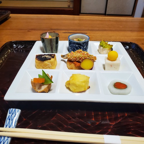 元同僚たちとの食事会は大川町の「先」 元同僚たちとの食事会は大川町の「先」