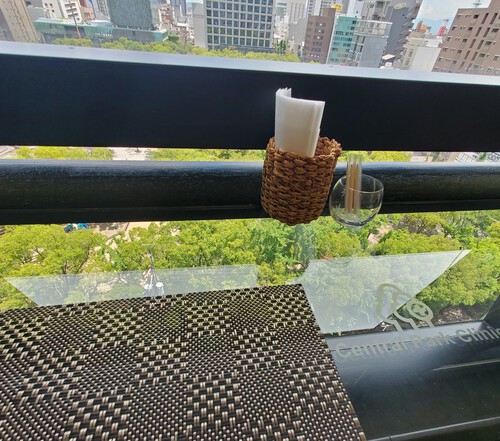 眼下の景色がご馳走「キューブロハスクラブ」 眼下の景色がご馳走「キューブロハスクラブ」